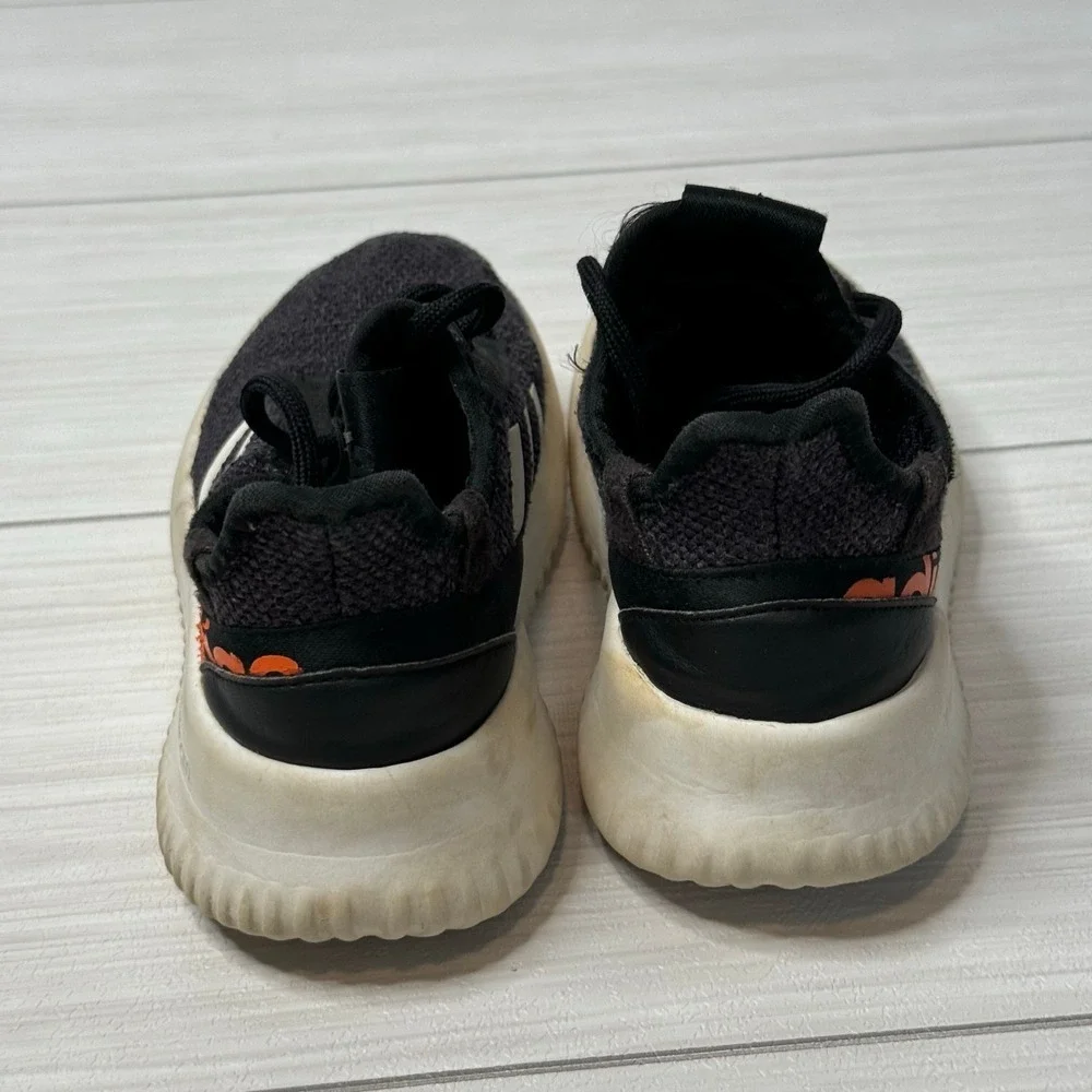 Adidas Cloudfoam Athletic Shoes Kids Size 2 Black‎ Orange Sneakers Active Sporty